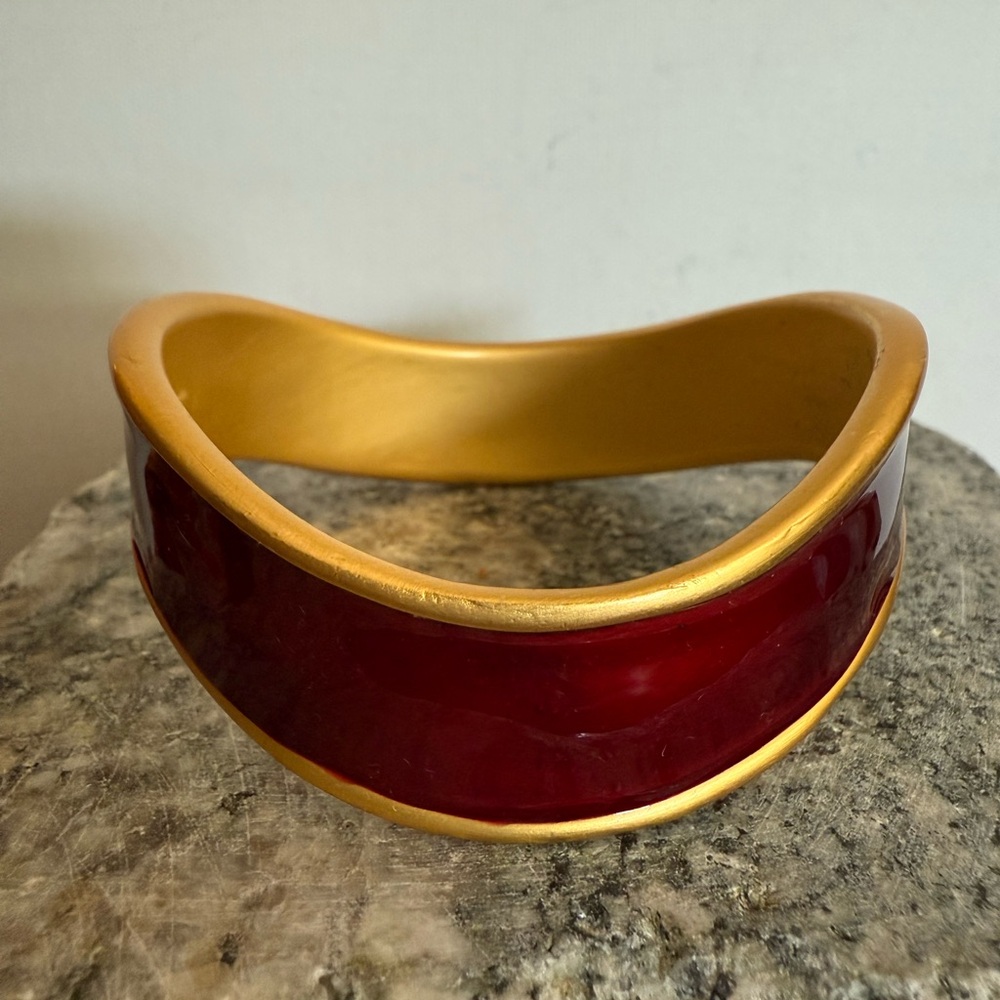 Elegant Vintage Gold and Red Enamel Bracelet